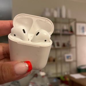 Apple AirPods 2nd generation